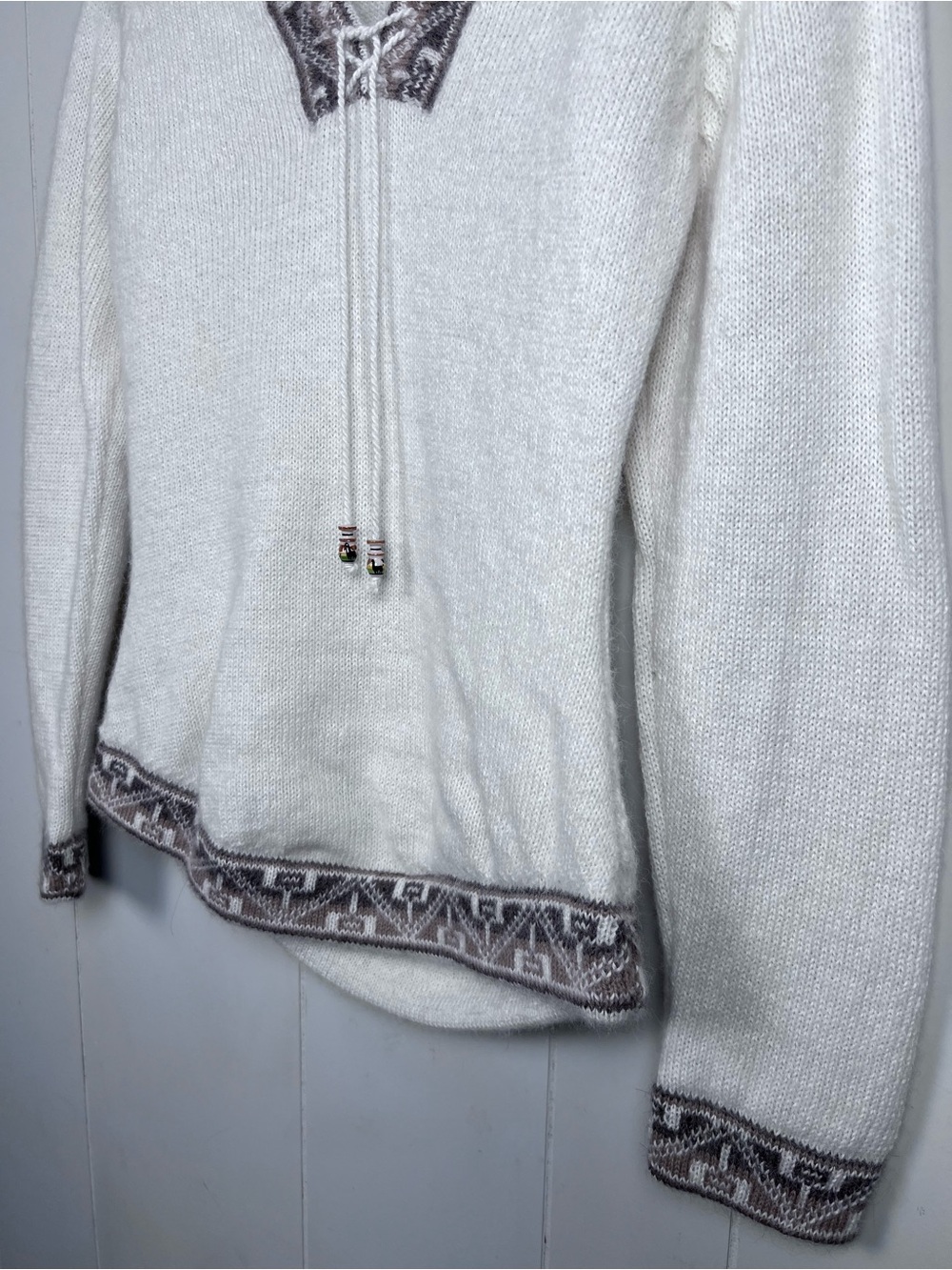 Peruvian Alpaca Knit Sweater Women's Ivory Cream with Geometric Patterned Trim - Picture 3 of 14